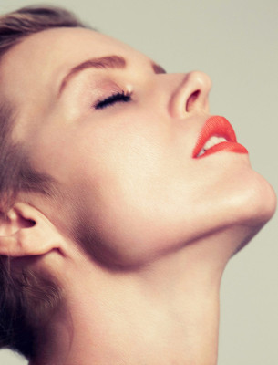 Eva Herzigova pic #667477