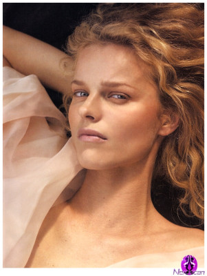 Eva Herzigova pic #6369