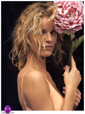 Eva Herzigova pic #6373