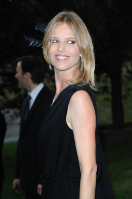 Eva Herzigova pic #391142