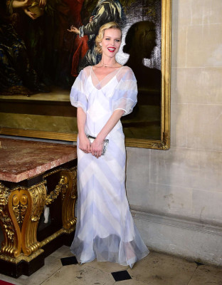 Eva Herzigova pic #856231