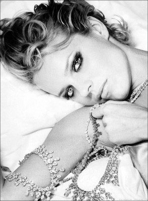 Eva Herzigova pic #8137
