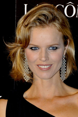 Eva Herzigova pic #290298