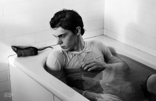 Evan Peters pic #557668