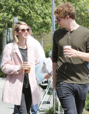Evan Peters pic #707914