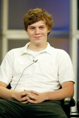 photo 29 in Evan Peters gallery [id703016] 2014-05-29 00:00:00