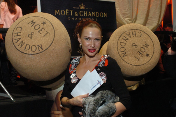 Evelina Bledans pic #473038
