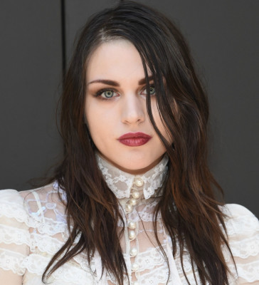Frances Bean Cobain pic #984413