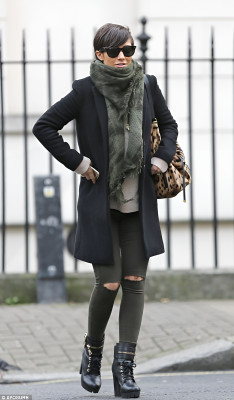 Frankie Bridge pic #1290383