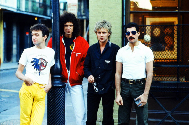 Freddie Mercury pic #697725