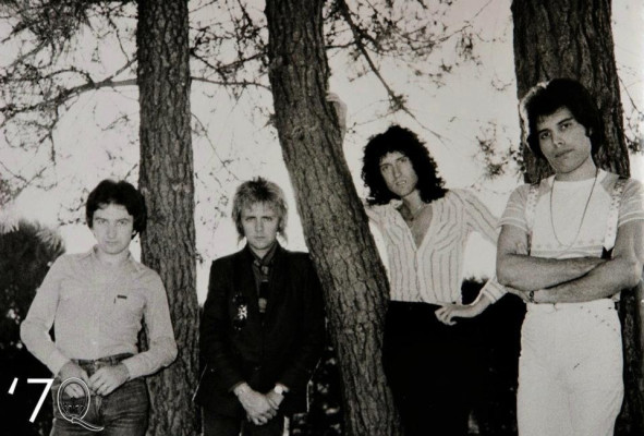 Freddie Mercury pic #683743