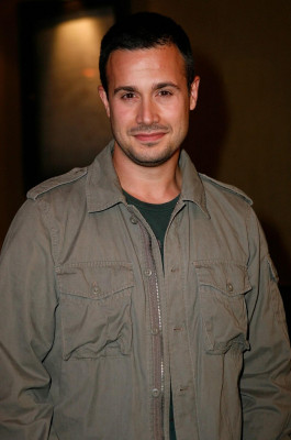 Freddie Prinze Jr. pic #282343