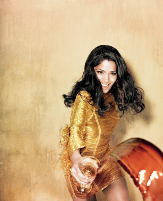 photo 28 in Freida Pinto gallery [id281642] 2010-08-26 00:00:00