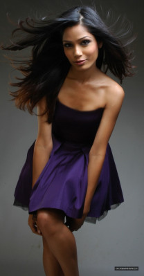 Freida Pinto pic #193613