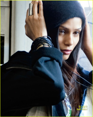 Freida Pinto pic #138824