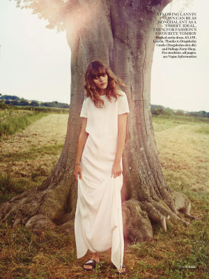 photo 17 in Freja Beha gallery [id952526] 2017-07-26 00:00:00