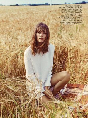 photo 19 in Freja Beha gallery [id952473] 2017-07-25 00:00:00