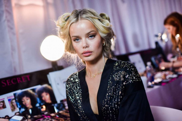 photo 23 in Frida Aasen gallery [id1082738] 2018-11-12 00:00:00