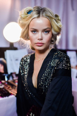 photo 18 in Frida Aasen gallery [id1082753] 2018-11-12 00:00:00