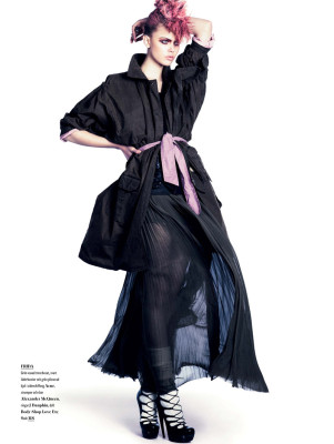 photo 28 in Frida Gustavsson gallery [id295961] 2010-10-18 00:00:00