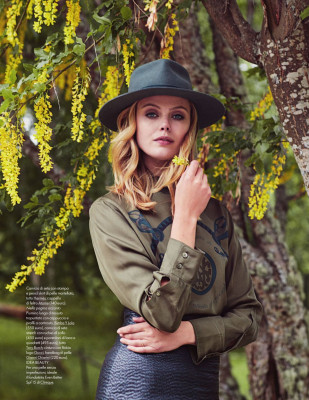 photo 4 in Frida Gustavsson gallery [id1190546] 2019-11-21 00:00:00
