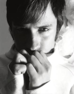 photo 29 in Gael Garcia Bernal gallery [id184256] 2009-09-25 00:00:00