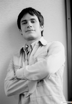 Gael Garcia Bernal pic #114348