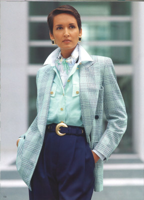 Gail Elliot pic #1349668