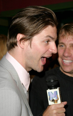 Gale Harold pic #641730