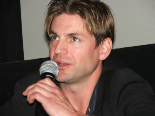 Gale Harold pic #641736