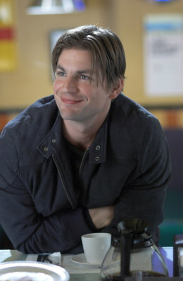 Gale Harold pic #643072
