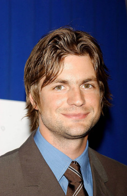 Gale Harold pic #643243