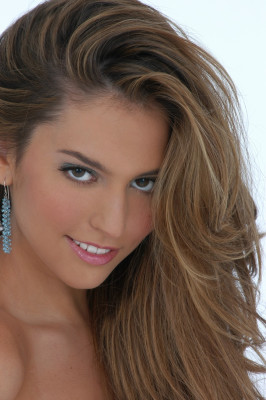 Genesis Rodriguez pic #491315