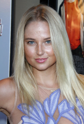 Genevieve Morton pic #789641