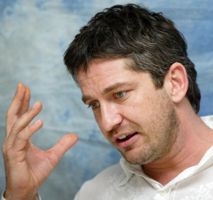 photo 8 in Gerard Butler gallery [id309339] 2010-11-29 00:00:00