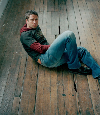photo 4 in Gerard Butler gallery [id100774] 2008-06-27 00:00:00