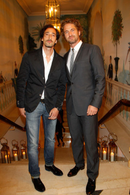 photo 18 in Gerard Butler gallery [id501719] 2012-06-21 00:00:00