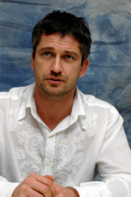 photo 18 in Gerard Butler gallery [id309267] 2010-11-29 00:00:00