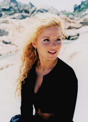 photo 12 in Geri Halliwell gallery [id359442] 2011-03-21 00:00:00