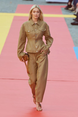 photo 27 in Gigi Hadid gallery [id1312468] 2022-10-30 00:00:00