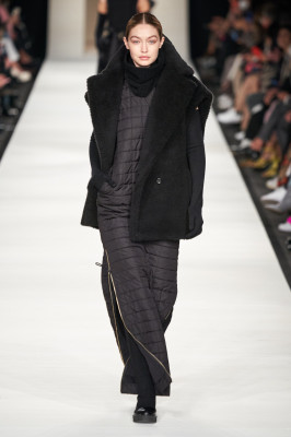 photo 15 in Gigi Hadid gallery [id1298817] 2022-02-25 00:00:00
