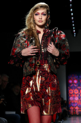 Gigi Hadid pic #1008870