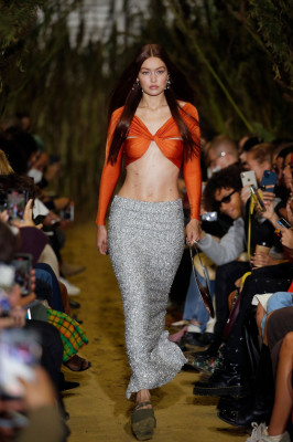 photo 24 in Gigi Hadid gallery [id1273266] 2021-10-10 00:00:00