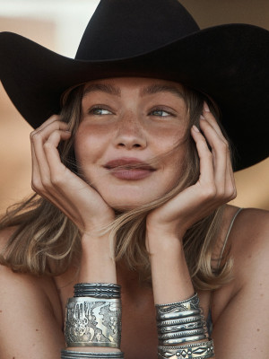 Gigi Hadid by Carolina Gonzalez