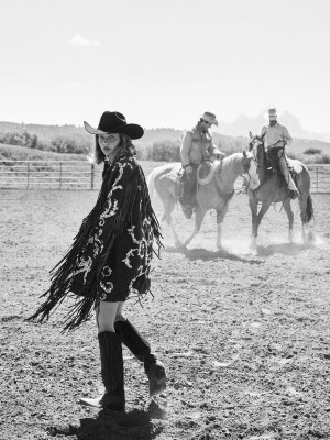 Gigi Hadid by Carolina Gonzalez