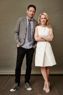 Gillian Anderson pic #922630