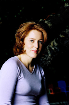 Gillian Anderson pic #106049