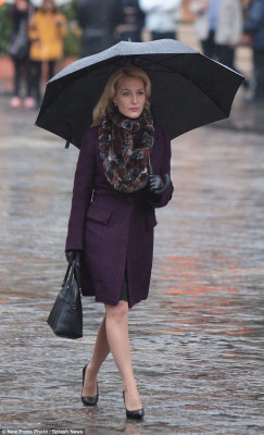 Gillian Anderson pic #750983
