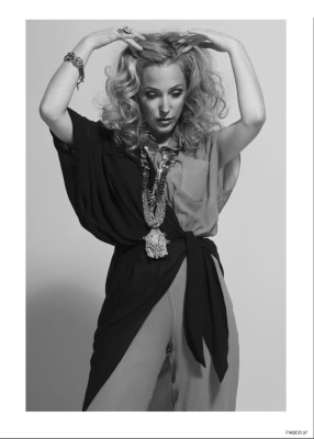 photo 19 in Gillian Anderson gallery [id331242] 2011-01-21 00:00:00