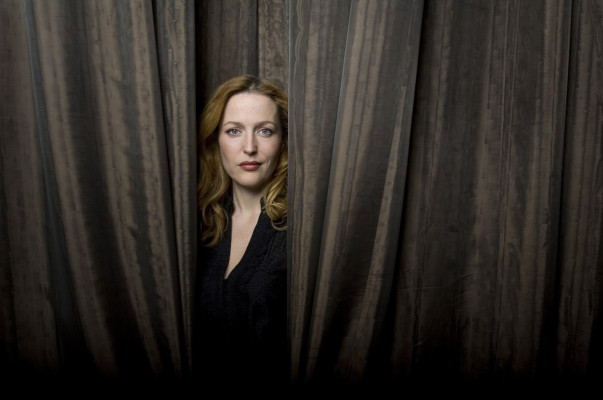 Gillian Anderson pic #223046